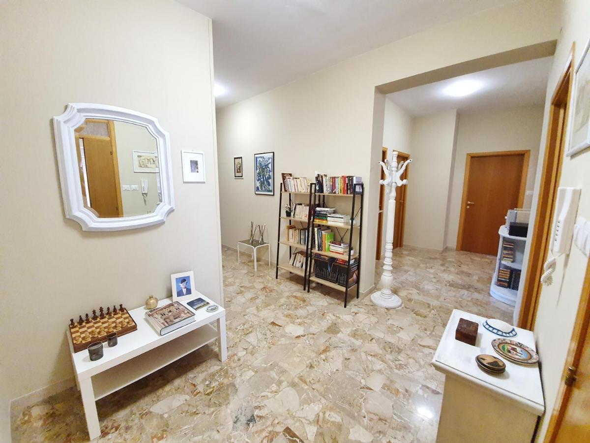 Affittacamere Zona Caserma-Stazione Foligno Ngoại thất bức ảnh
